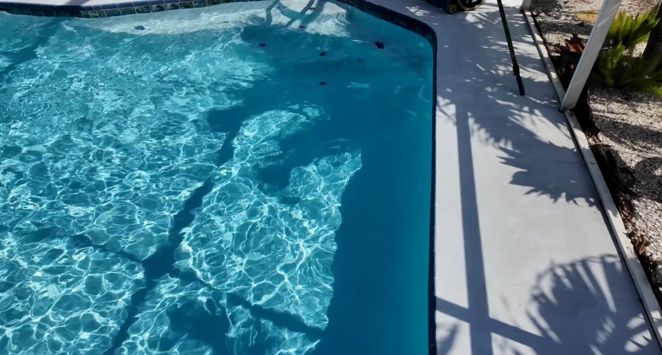 Green pool treatment and algae removal resulting in crystal clear water in Placentia, CA
